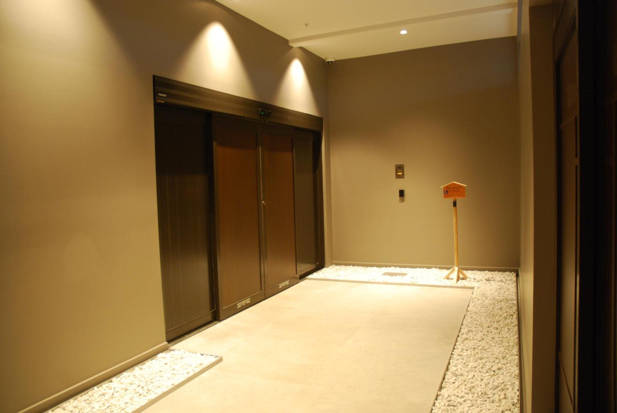 Cedartree Hotel Portland Хилсборо Экстерьер фото